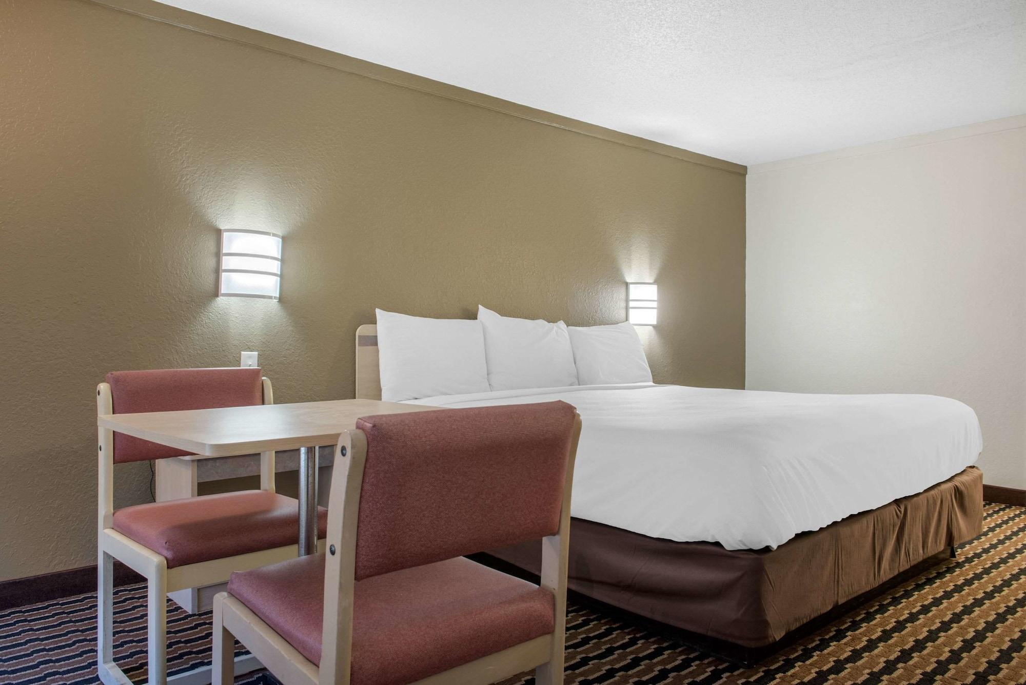 Rodeway Inn Sharonville Ngoại thất bức ảnh