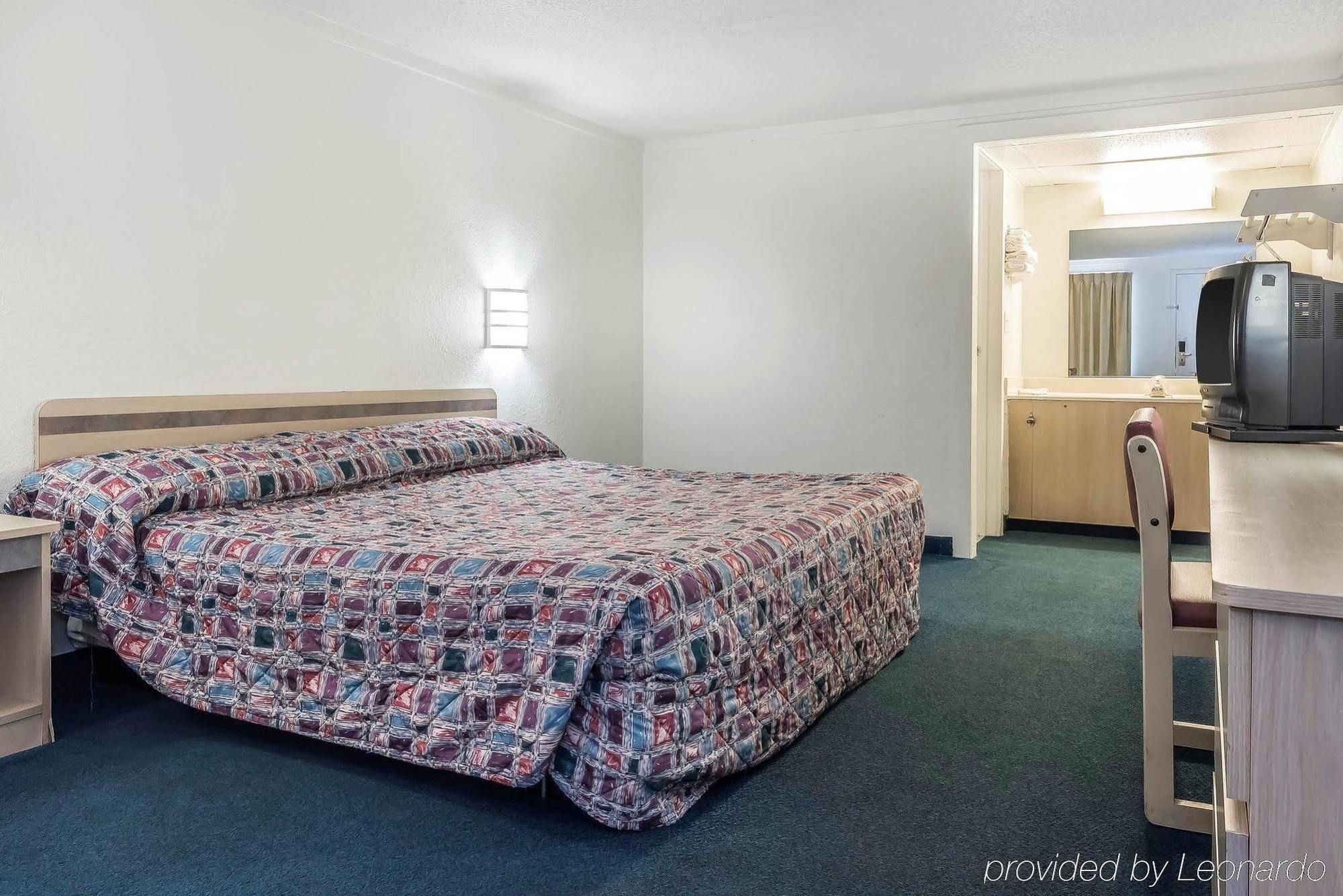 Rodeway Inn Sharonville Ngoại thất bức ảnh