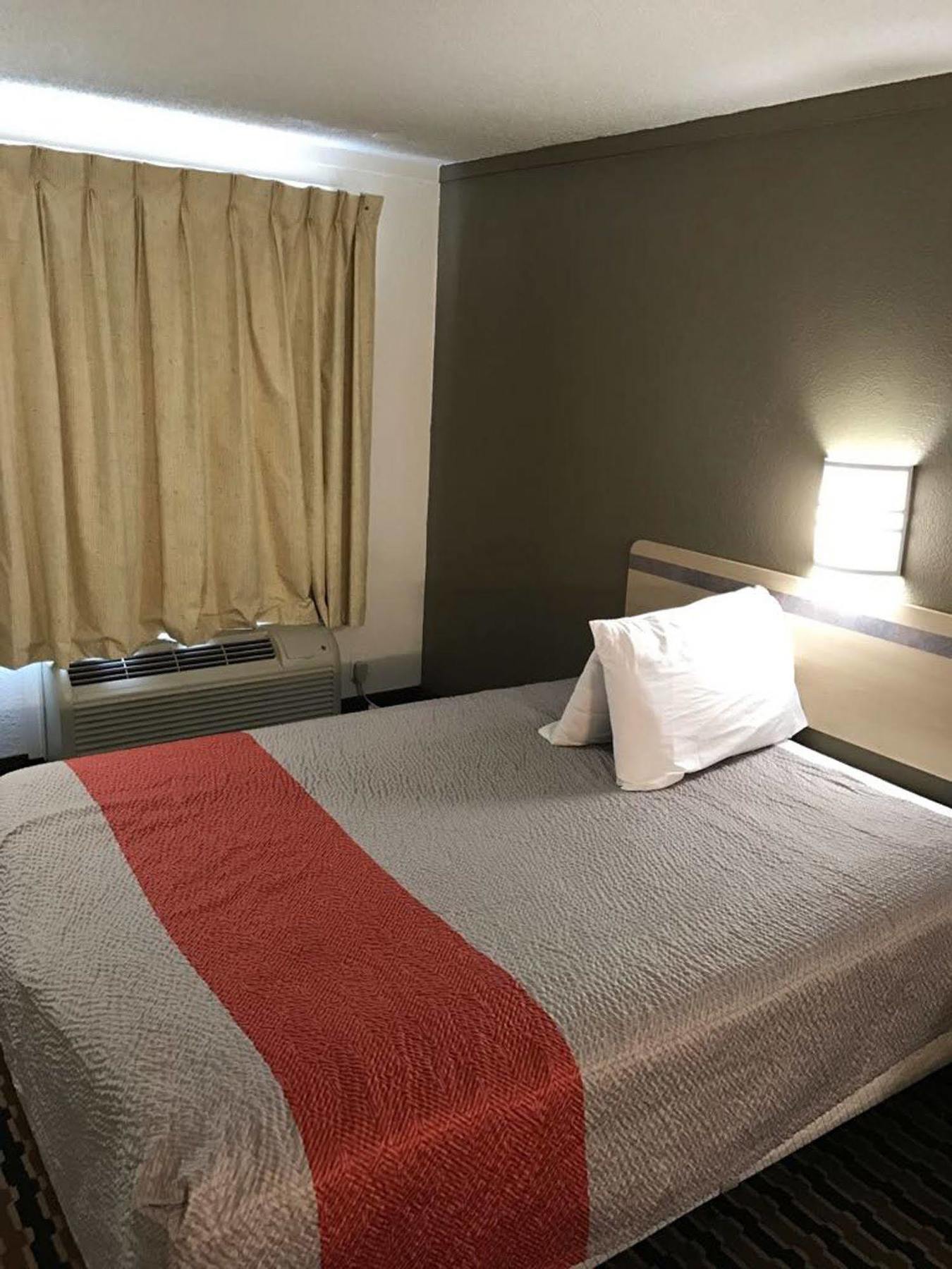 Rodeway Inn Sharonville Ngoại thất bức ảnh